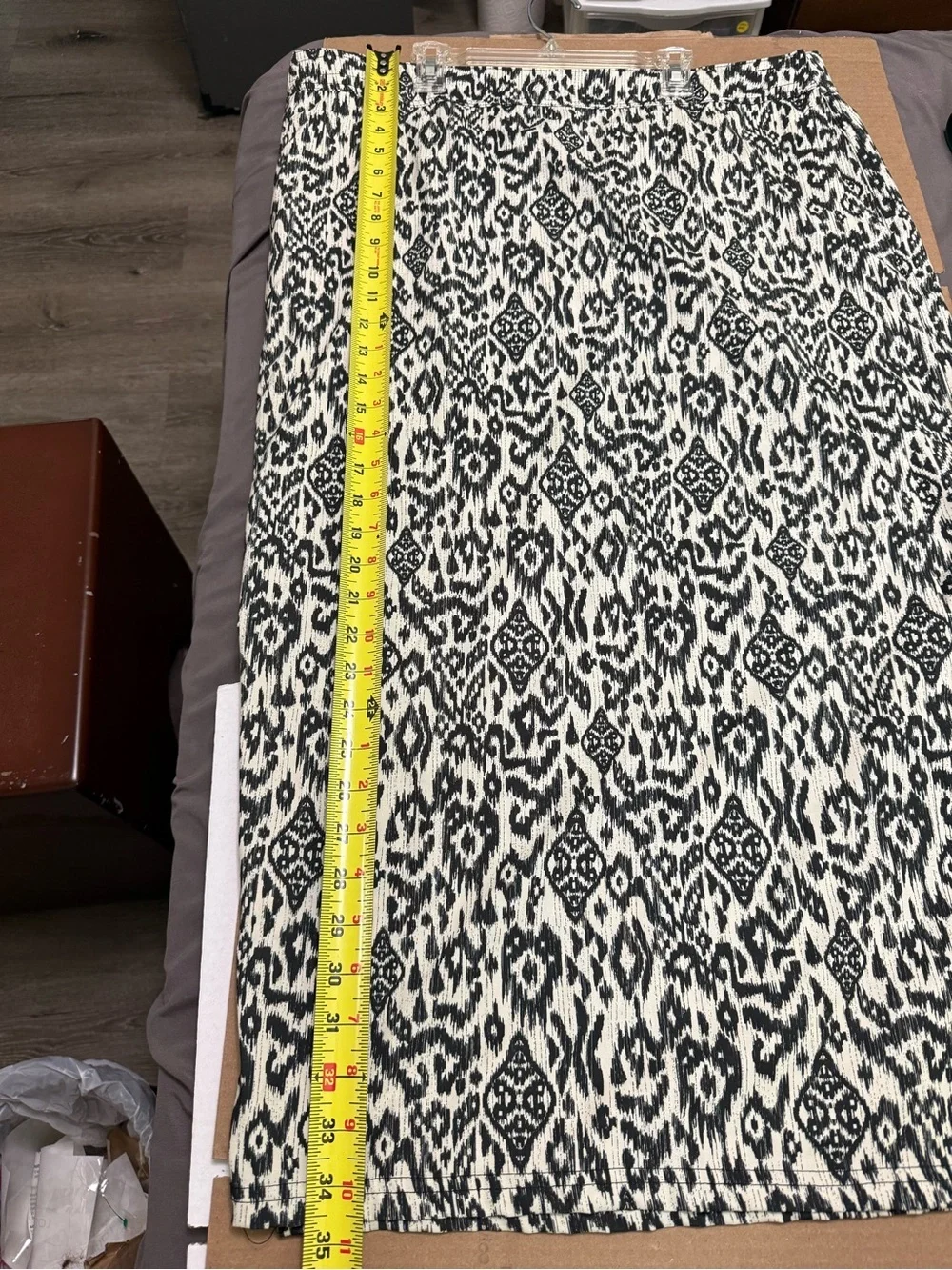 Ripskirt Hawaii Black & Cream Ikat Print Midi Wrap Skirt Resortwear Beach XL